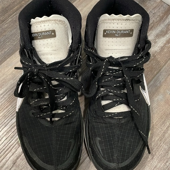 Kevin Durant 13 TB Promo Black and White 7.5 - Picture 11 of 11